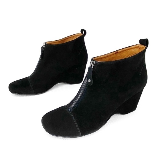 Gentle Souls Ridgual Ankle Boots Wedge Heel Black Suede Womens Size 10 Zip Front - Picture 11 of 11